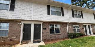 16 Villa Court SE Gallery 1