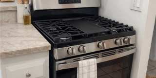 1765 W Glenoaks Gallery 4