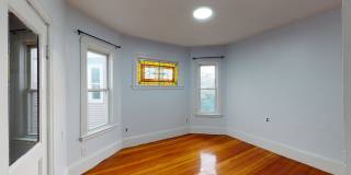 789 Columbia Rd Gallery 14