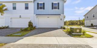 4404 Longwood Lake Square Gallery 1