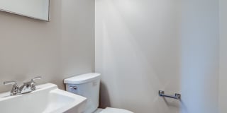 The Oaks of West Saint Paul Gallery 7