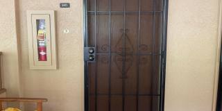 Beautiful 2 bedroom, 2 bath townhome Gallery 44