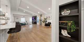 Stunning Home with Spacious Layout & Modern Upgrades Stunning Home with Spacious Layout & Modern Upgrades Gallery 7
