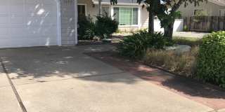 3 Bedroom 2 Bath home w Garage Gallery 1