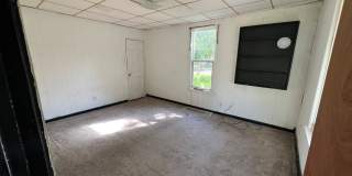 2302 Ne Monroe St Gallery 22