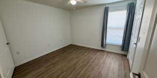 9125 Laird Street Gallery 14