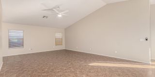 4 bedroom home in Surprise!! Gallery 8