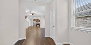 3955 Oak Creek Circle Gallery 2