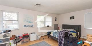 Near BU!  Massive Single Family Home over 3000 sq ft and laundry in unit! Gallery 3