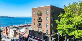 Fairmount Gallery 21