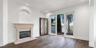 137 S Spalding Dr Gallery 1