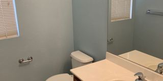 Peccole Ranch 4 Bedroom Home- LOCATION !!!! Gallery 8