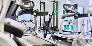 300 East LaSalle Gallery 29