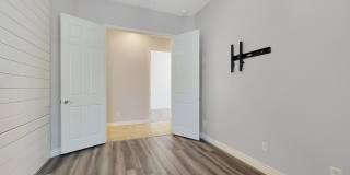 18617 W Williams Street Gallery 23