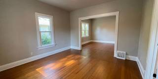 Newly Remodeled 2 Bed 1.5 Bath Home will Large Oversized 2-Stall Garage! Gallery 9