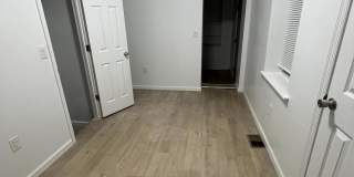 4422 LOCUST Street Gallery 9