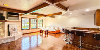 528 W Winnie Gallery 8