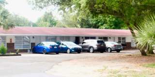 1-Bedroom-1 Bath - Great Location Near Publix on Eglin Parkway Gallery 1