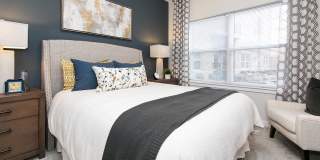 Verde at Howard Square East Gallery 7