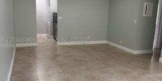 9976 Twin Lakes Dr Gallery 6