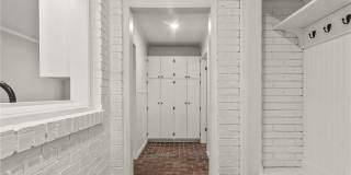 1011 Heritage Lane Gallery 21