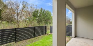 Radius on Grove Radius on Grove Gallery 37