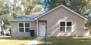 616 S Western St Gallery 1