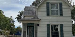 Spacious 3 Bedroom Southside Holland Gallery 1