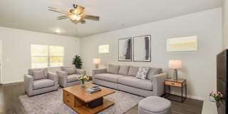 215 Dorian Loop Gallery 4