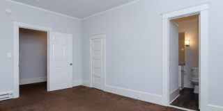 914 Bonham Avenue Gallery 17