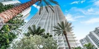 16901 Collins Ave Gallery 17