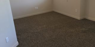 Three Bedrooms Plus Loft! Centrally located! Gallery 13