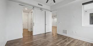 3131 N CENTRAL Avenue Gallery 18