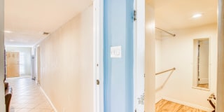 1701 ELM Street Gallery 78