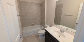 Spacious Townhome in Desirable Vizcaya Falls 3-bedroom, 2.5-bath townhome Gallery 17