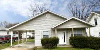 3-Bedroom Home with Large Backyard Carport 3-Bedroom Home with Large Backyard Carport Gallery 1