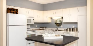 Embassy Park Apartments Gallery 10