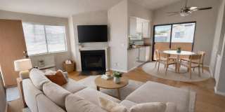 Normal Heights 2 bedroom 2 bath upstairs unit Gallery 3