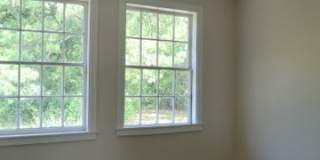 2BR/1BA Unit in Duplex - TOTAL ELECTRIC - Section 8 ok! Gallery 13