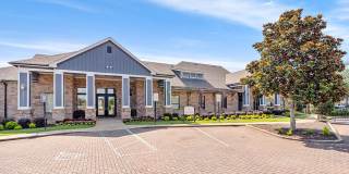 The Arlington at Eastern Shore Centre Gallery 17