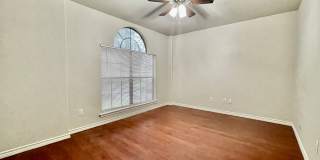 Comfort & Charm in Castle Forest - Reduced Deposit for Qualified Applicants! Gallery 14