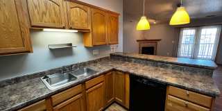 Adorable 2 Bedroom 2 Bath unit in the heart of North Liberty, IA! Gallery 6