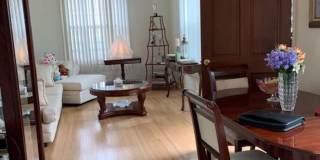 Cute home on quiet street Gallery 4