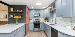 Stunning 4BR 2 BA brick ranch in tr Okane Park Gallery 3