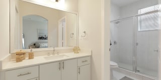 The Isles Gallery 14