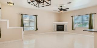 AMAZING COMPLETELY REMODELED CONDO IN NW Gallery 26