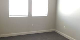 3 bed 2 bath Townhome for rent, small dog under 20 lbs allowed! Gallery 8