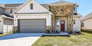 The Residences at Fresh Meadows Gallery 2