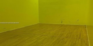 3670 Inverrary Dr Gallery 16