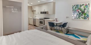 Modera Jack London Square Gallery 11